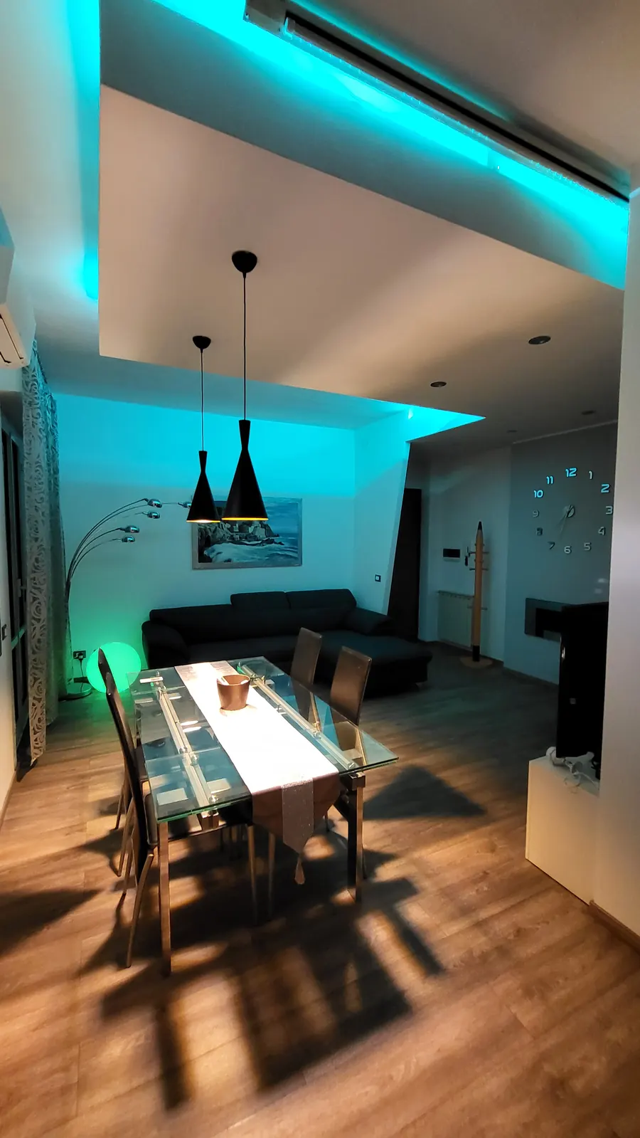 La Casa del Buonviaggio: soggiorno con luci LED d'atmosfera